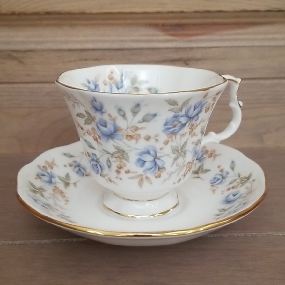 Royal Albert Blue Gown Teacup and Saucer Set - Picture 1 of 12